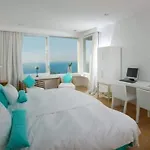 Relais Blu ماسّا لوبْرينسِ