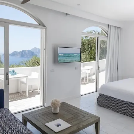 Ξενοδοχείο Relais Blu 4*