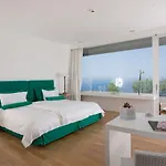 Relais Blu 4*