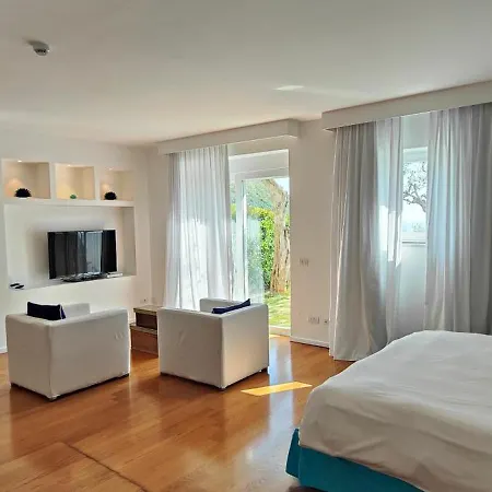 Relais Blu