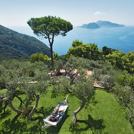 Relais Blu 4*