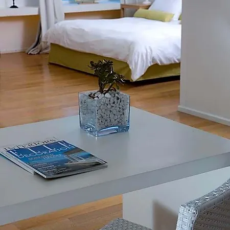 فندق Relais Blu ماسّا لوبْرينسِ